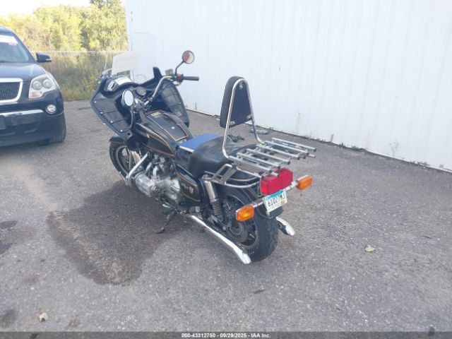 1982 HONDA GL1100 1HFSC0207CA206594 Photo 2