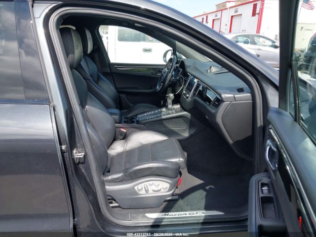 2017 PORSCHE MACAN WP1AG2A53HLB50392 Photo 4