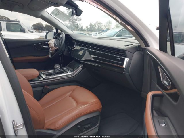 2023 AUDI Q7 WA1ACBF7XPD021639 Photo 4