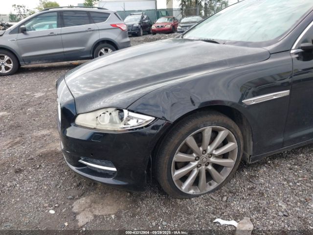 2011 JAGUAR XJ SAJWA2GB8BLV12313 Photo 5