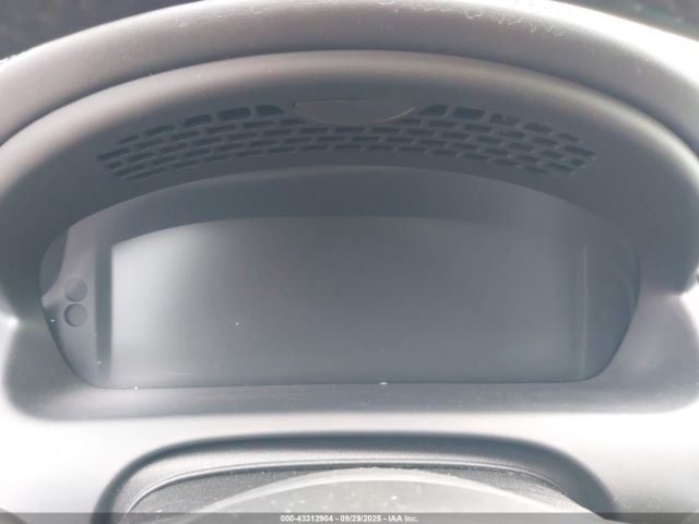 2011 JAGUAR XJ SAJWA2GB8BLV12313 Photo 6