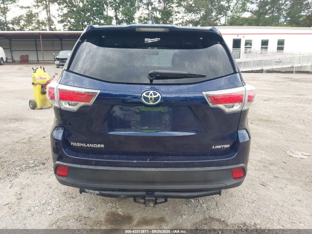 Toyota Highlander Limited V6 2015 5TDYKRFH4FS043759 Image 17