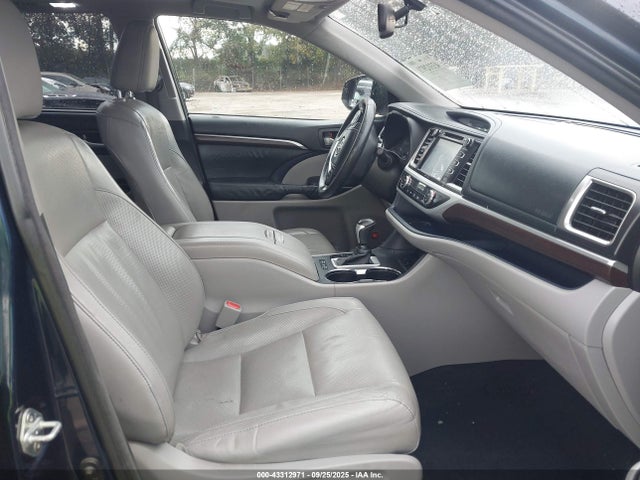 Toyota Highlander Limited V6 2015 5TDYKRFH4FS043759 Image 5