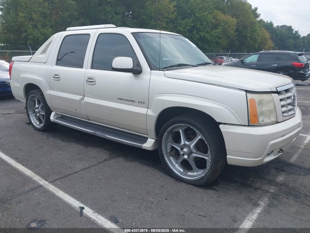 2002 CADILLAC ESCALADE EXT 3GYEK63N62G275469 Photo 0