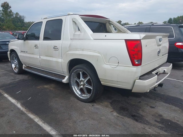 2002 CADILLAC ESCALADE EXT 3GYEK63N62G275469 Photo 2