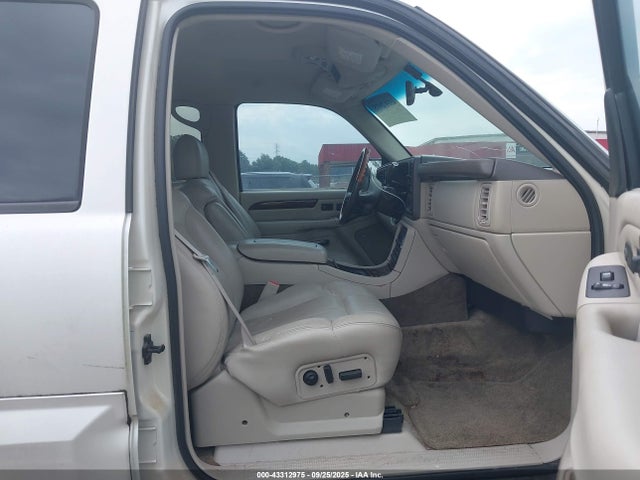 2002 CADILLAC ESCALADE EXT 3GYEK63N62G275469 Photo 4