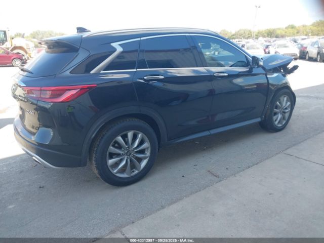 2021 INFINITI QX50 3PCAJ5BA7MF124035 Photo 3