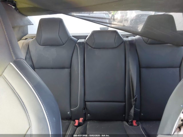 Tesla Cybertruck 2024 7G2CEHED0RA040175 Image 8