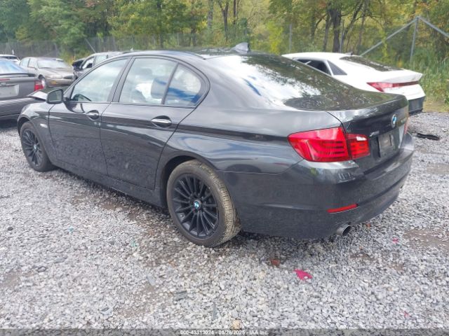 2013 BMW 535I WBAFU7C59DDU71199 Photo 2