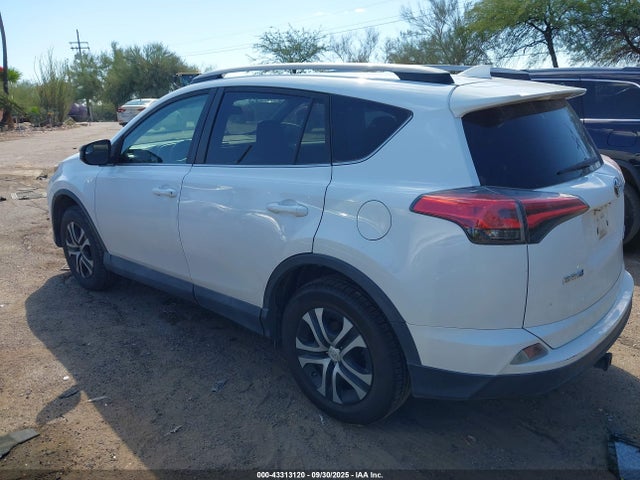 Toyota 2ar-fe 2017 2T3BFREV0HW565971 Image 3