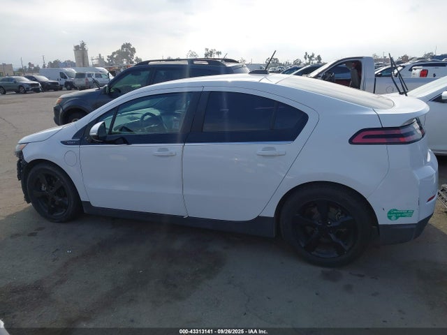 Chevrolet luu - ffv, e-flex, fam 0 2015 1G1RD6E47FU107566 Image 15