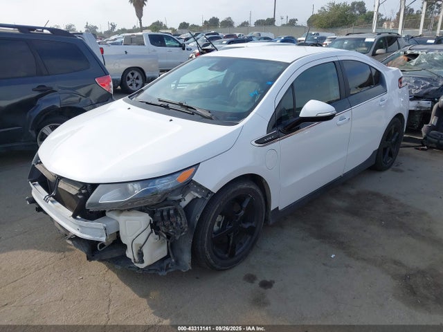 Chevrolet luu - ffv, e-flex, fam 0 2015 1G1RD6E47FU107566 Image 2