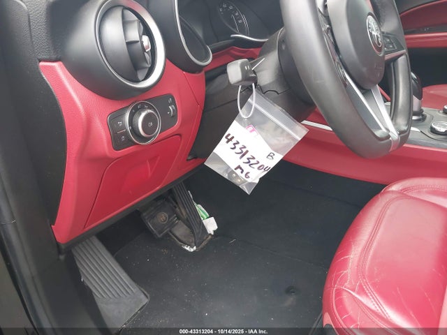 Alfa Romeo Stelvio 2019 ZASPAJAN4K7C70488 Image 18