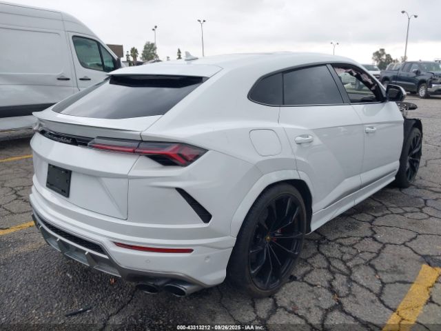 2020 LAMBORGHINI URUS ZPBUA1ZL2LLA07271 Photo 3