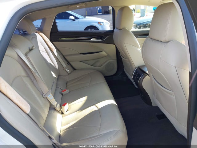 1G4ZP5SS9HU151465 Buick lgx -di: direct injection - vvt: variable valve timing - alum - gen 2