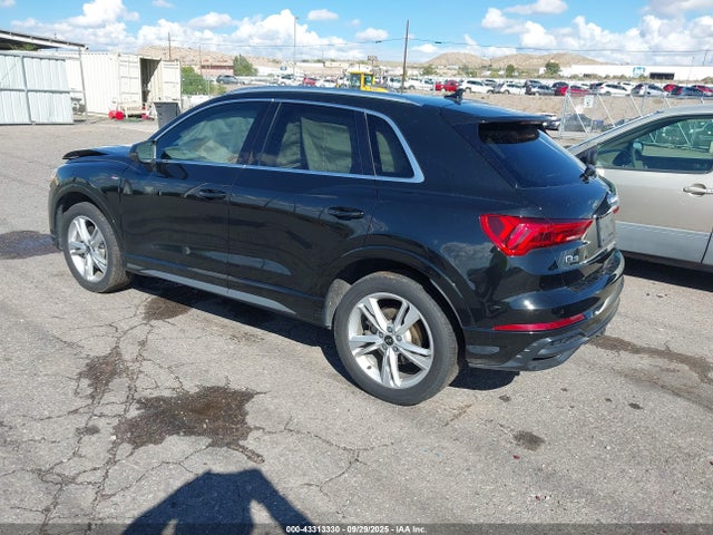 2022 AUDI Q3 WA1DECF31N1108452 Photo 2