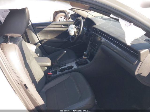 2022 VOLKSWAGEN PASSAT 1VWMA7A37NC005800 Photo 4