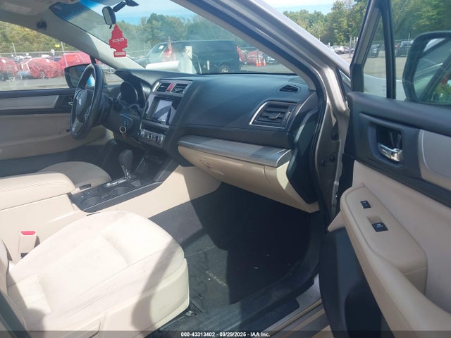 Продаж на аукціоні авто 2015 Subaru Legacy 2.5i Premium, vin: 4S3BNAC69F3065209, номер лоту: 43313402