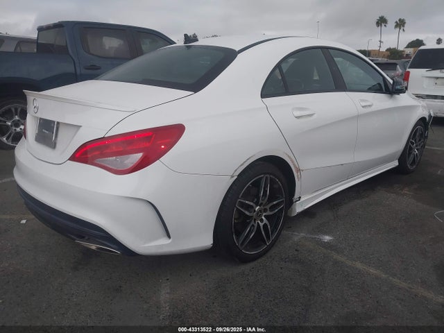 Mercedes-Benz m270 2019 WDDSJ4EB3KN725708 Image 4