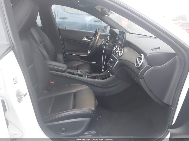 Mercedes-Benz m270 2019 WDDSJ4EB3KN725708 Image 5