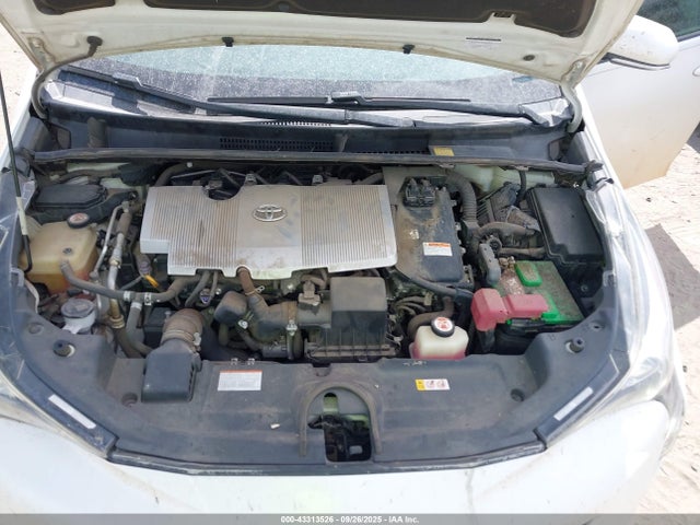 Toyota Prius Three Touring 2017 JTDKARFU1H3537359 Image 10