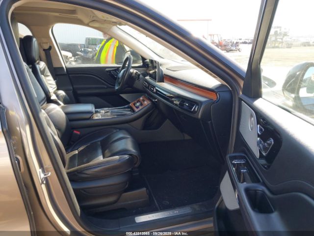 2020 LINCOLN AVIATOR 5LM5J7XCXLGL09815 Photo 4