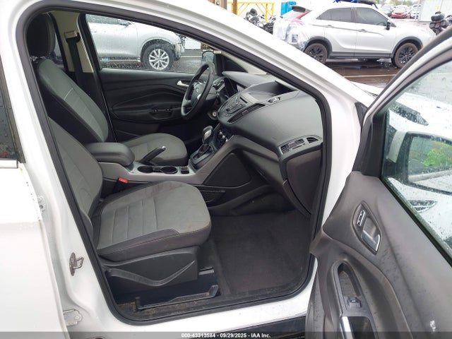 1FMCU9GX7FUB50869 Ford 2015