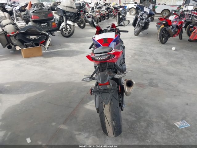 2024 HONDA CBR1000 JH2SC7756RK700253 Photo 5