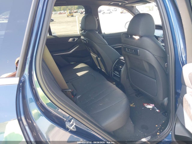 2022 BMW X5 5UXCR6C08N9L75802 Photo 7