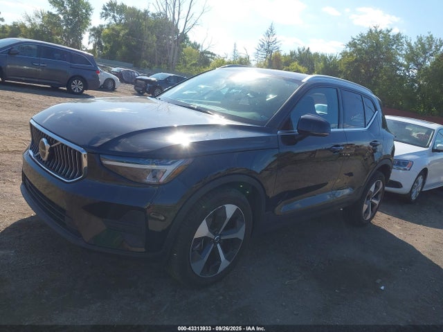 2024 VOLVO XC40 YV4L12UK9R2226859 Photo 1
