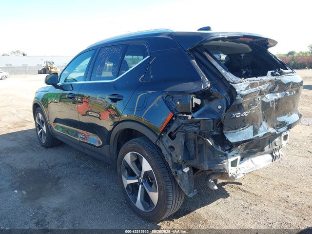 2024 VOLVO XC40 YV4L12UK9R2226859 Photo 2