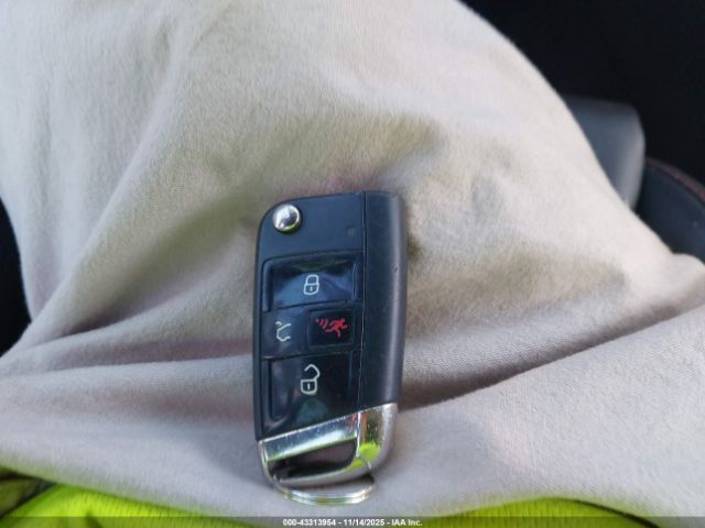 2019 VOLKSWAGEN GOLF GTI 3VW5T7AU4KM003097 Photo 10