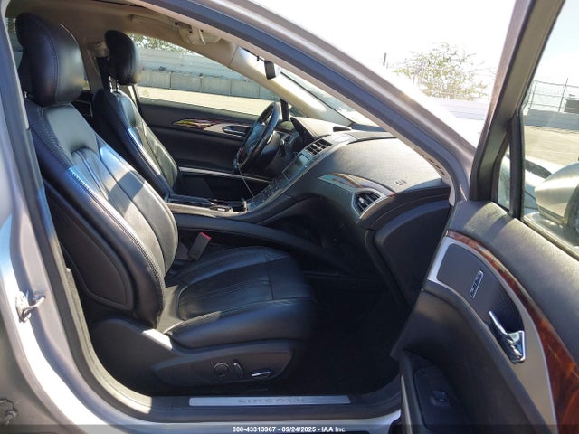 Lincoln 2015 2015 3LN6L2LU0FR629337 Image 5