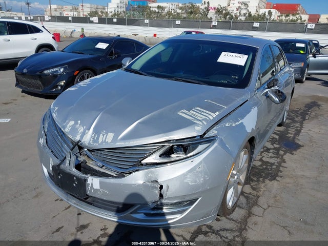 Lincoln 2015 2015 3LN6L2LU0FR629337 Image 6