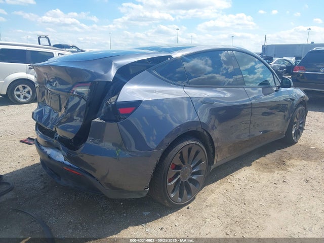 2023 TESLA MODEL Y 7SAYGDEF4PF785348 Photo 3