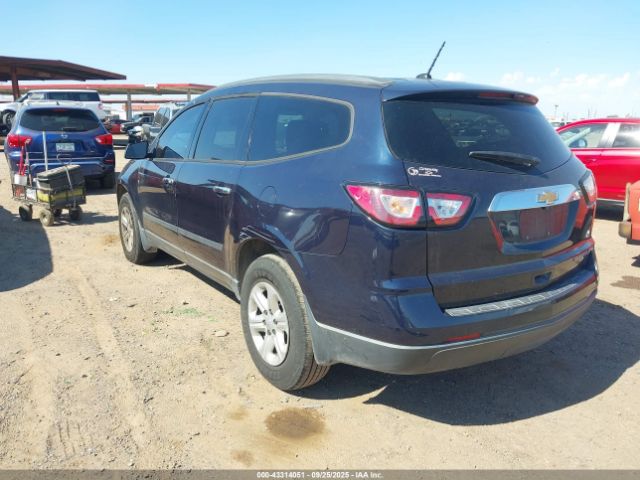2015 CHEVROLET TRAVERSE 1GNKRFKD9FJ370942 Photo 2
