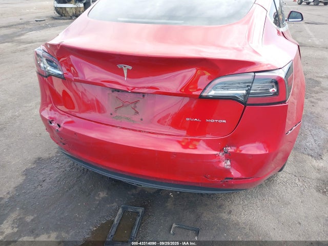 2018 TESLA MODEL 3 5YJ3E1EB6JF129801 Photo 5