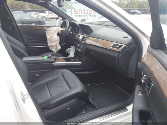 2016 MERCEDES-BENZ E 350 WDDHF5KB2GB256240 Photo 4