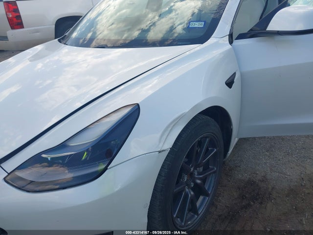 2021 TESLA MODEL 3 5YJ3E1EB5MF993033 Photo 5