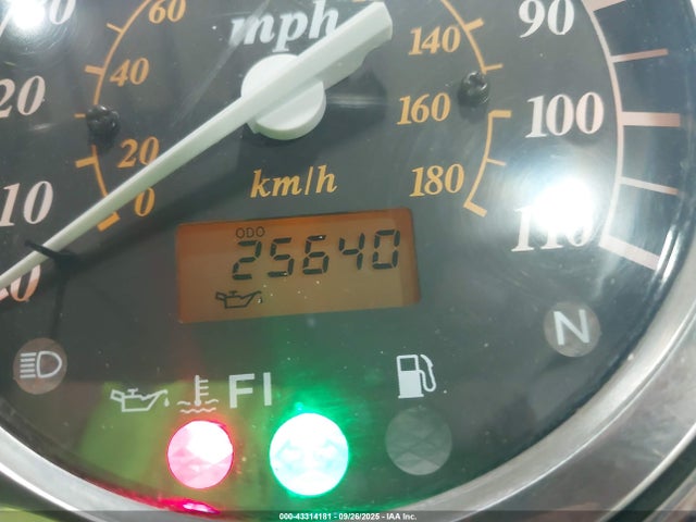 2005 SUZUKI C50 JS1VS55AX52102507 Photo 6