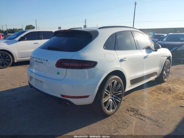 2017 PORSCHE MACAN WP1AG2A52HLB56393 Photo 3
