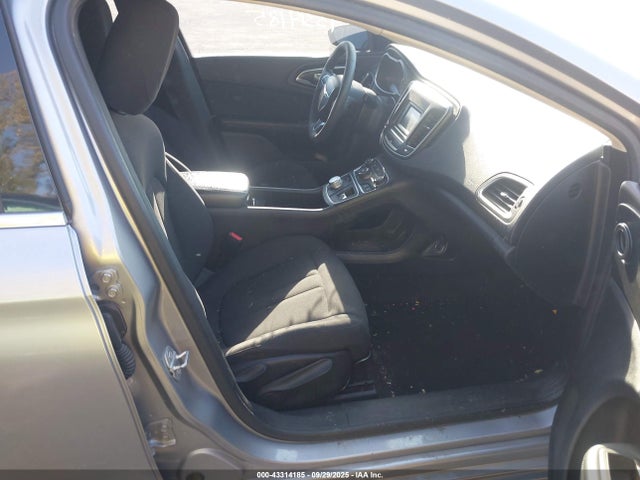 Продаж на аукціоні авто 2016 Chrysler 200 Limited, vin: 1C3CCCAB7GN129327, номер лоту: 43314185