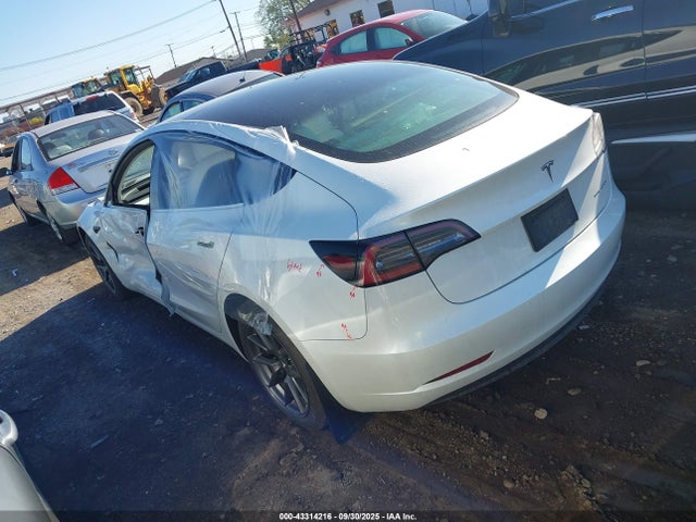 2021 TESLA MODEL 3 5YJ3E1EB4MF020094 Photo 2