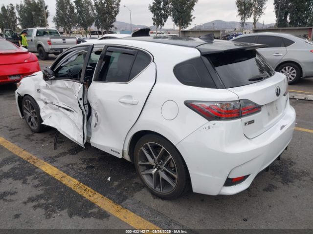 2017 LEXUS CT 200H JTHKD5BH1H2298389 Photo 2