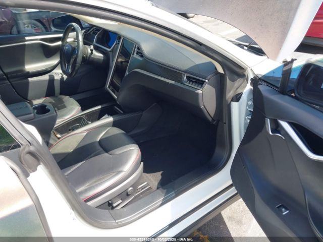 2013 TESLA MODEL S 5YJSA1DPXDFP07813 Photo 4