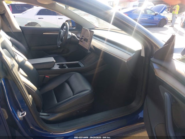 2022 TESLA MODEL 3 5YJ3E1EA1NF113535 Photo 4
