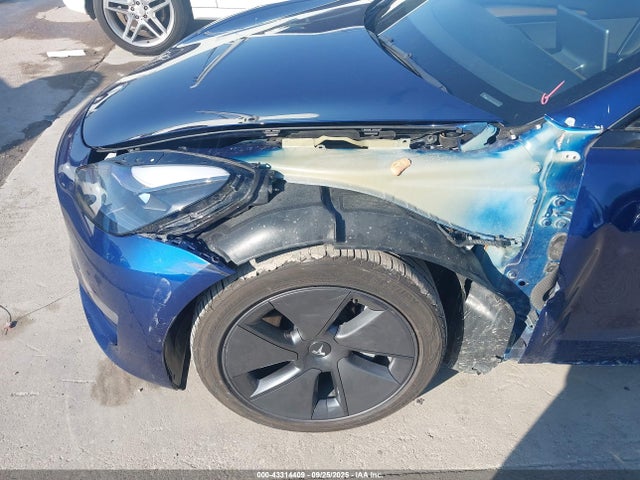 2022 TESLA MODEL 3 5YJ3E1EA1NF113535 Photo 5