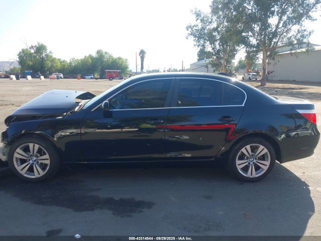 43314544 :رقم المزاد ، WBANU53529C118686 vin ، 2009 Bmw 528i مزاد بيع