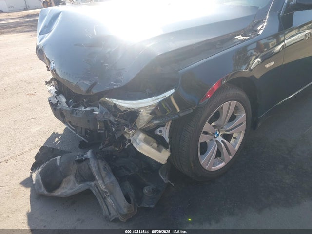 43314544 :رقم المزاد ، WBANU53529C118686 vin ، 2009 Bmw 528i مزاد بيع