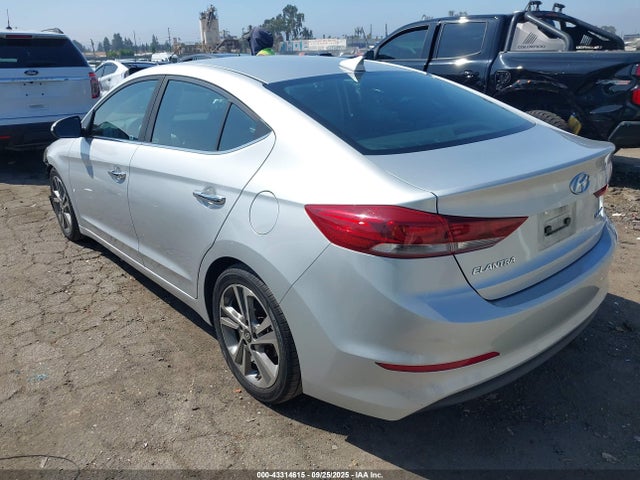 Hyundai 2017 2017 5NPD84LF7HH129207 Image 3